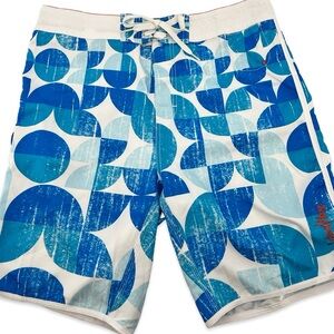 ISLANDHAZE - Men’s Board Shorts - Blue & White Retro - Size Lar…